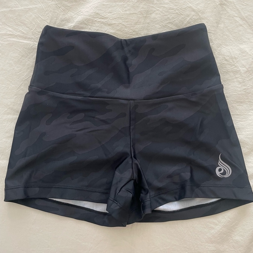 Ryderwear Camo High Waisted Shorts - S